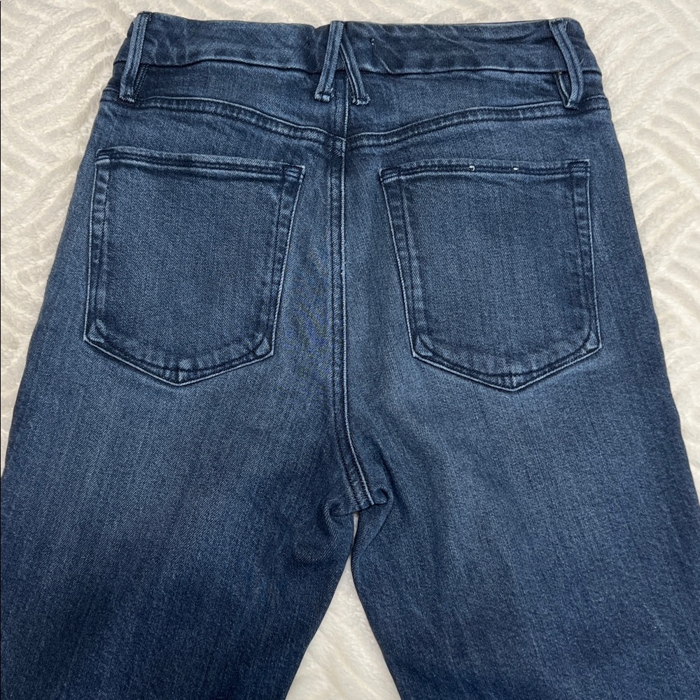 Good American Good Classic Straight Jeans | High Rise | Medium Wash | Sz 4 - Picture 4 of 9